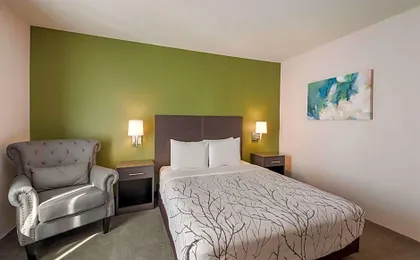 SureStay Plus Hotel by Best Western SeaTac Airport