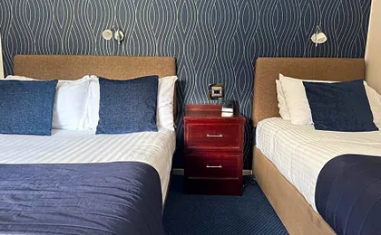 Oaklands Hotel
