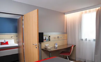 Holiday Inn Express Toulouse Airport By IHG