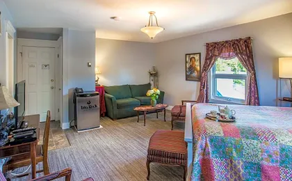 Heartwood Inn