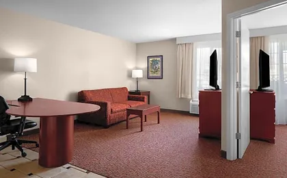 Larkspur Landing Extended Stay Suites Bellevue