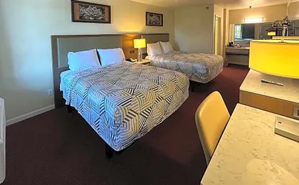 Studio 6 Suites Santa Ana, CA