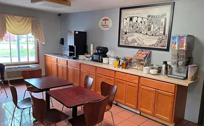 Super 8 by Wyndham O'Fallon MO/St. Louis Area