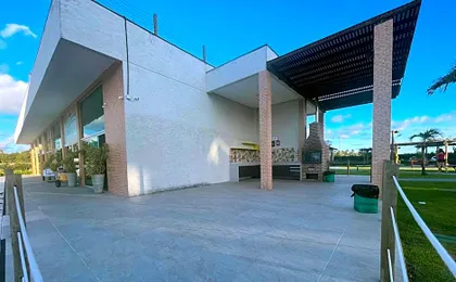 Muro Alto Condomínio Clube