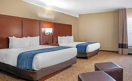 Comfort Inn & Suites Junction City - near Fort Riley