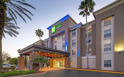 Holiday Inn Express & Suites Orlando International Airport By IHG