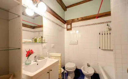Rhome Apartments