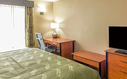 Quality Inn & Suites Columbus West - Hilliard