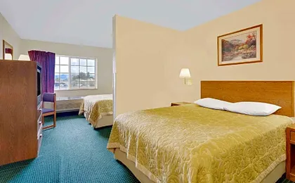 Super 8 by Wyndham Battle Mountain