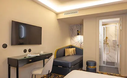 Hotel Mondial