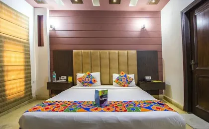 FabHotel Moon Hospitality DLF Phase 3