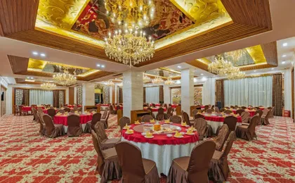 Shennong Hotel