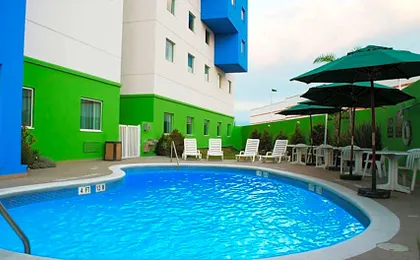 Holiday Inn Express & Suites Toluca Zona Aeropuerto By IHG