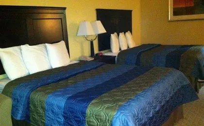Ambassador Inn and Suites Tuscaloosa