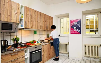 Amstel House Hostel