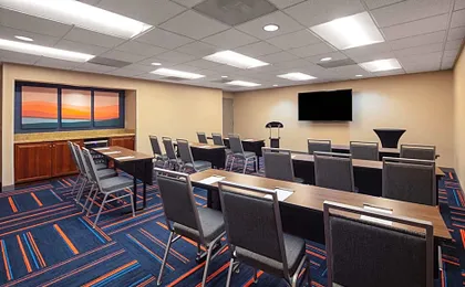 Hampton Inn & Suites El Paso-Airport