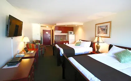 Foxwood Inn & Suites Drayton Valley