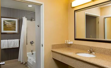 Courtyard by Marriott Ontario Rancho Cucamonga