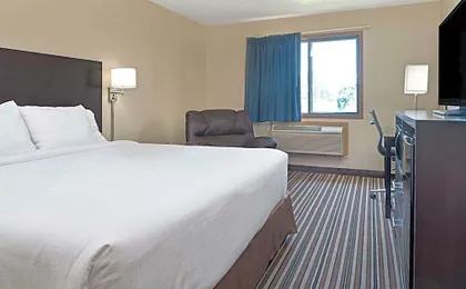 Super 8 by Wyndham Omaha I-80 West