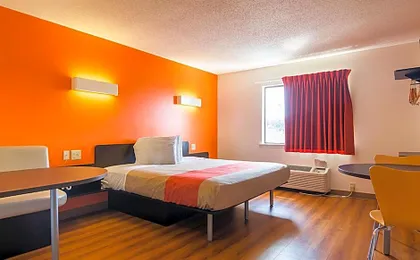 Motel 6-Jonesboro, GA