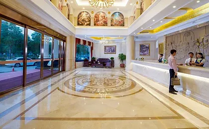 Vienna Hotel Meizhou Xingning City Plaza Branch