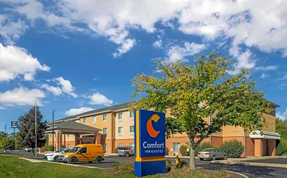 Comfort Inn & Suites Porter Near Indiana Dunes