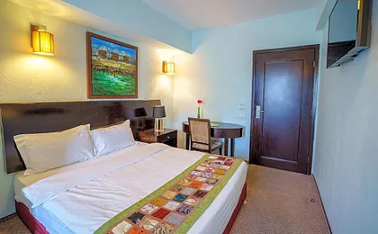 Avis Hotel By WS Hotel Group