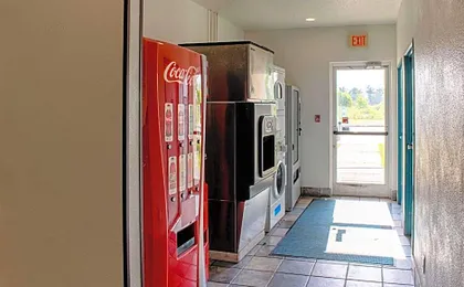 Motel 6-Seymour, IN - North