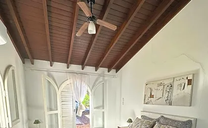 VILLA ARATOCA