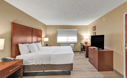 Comfort Suites Lakewood - Denver