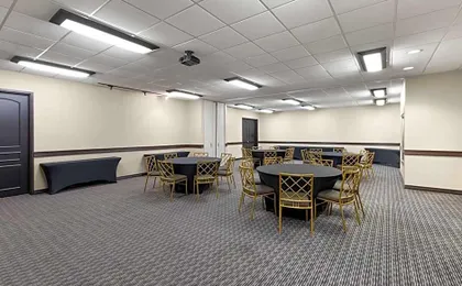 La Quinta Inn & Suites by Wyndham Brownwood