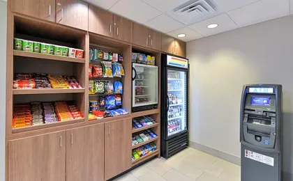 Holiday Inn & Suites Overland Park-Conv Ctr by IHG