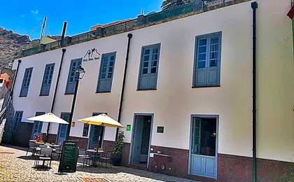 Hotel Rural Triana