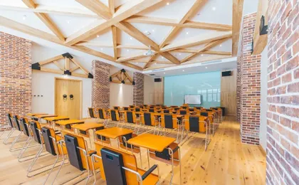 Wuhan Tianhe Airport Outlets Atour Hotel