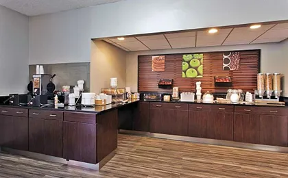 La Quinta Inn & Suites by Wyndham Charleston Riverview
