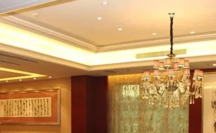 Hongda Longmen Hotel