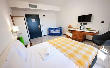 RUBO Hotel