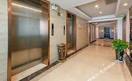 Tailong Hotel (Xi'an Tangdu Hospital Textile City Subway Station)