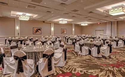 DoubleTree By Hilton Decatur Riverfront