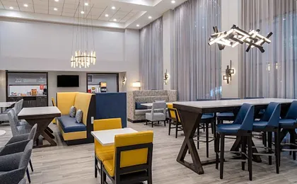 Hampton Inn & Suites Agoura Hills