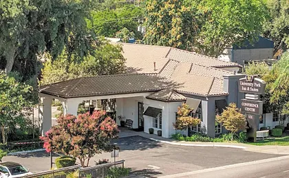 University Park Inn & Suites, an Ascend Collection Hotel
