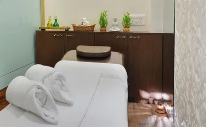 Hotel Regal Enclave