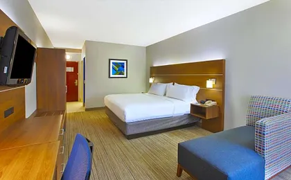 Holiday Inn Express Hotel & Suites Cincinnati Northeast-Milford By IHG