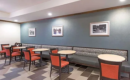 La Quinta Inn & Suites by Wyndham Glen Rose