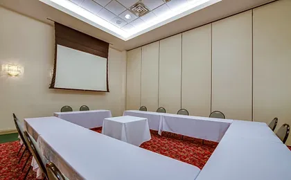 Holiday Inn Express Hotel & Suites Greensboro-East By IHG