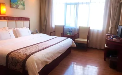 GreenTree Inn Guangdong Huizhou Chenjiang Intercity Rail Station Business Hotel