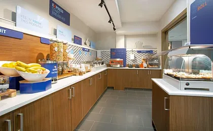 Holiday Inn Express and Suites Lincoln City By IHG