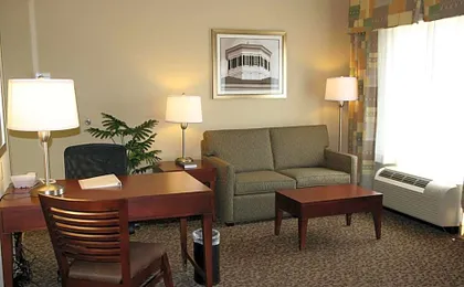 Hampton Inn & Suites West Point