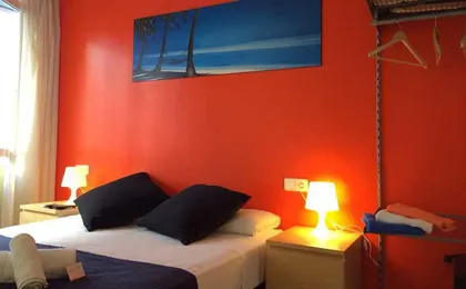BARCELONA CITY NORTH HOSTAL