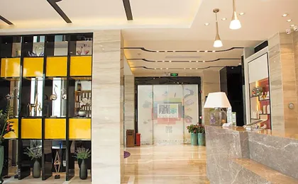 Lavande Hotel Shenzhen North Station Bantian Subway Station